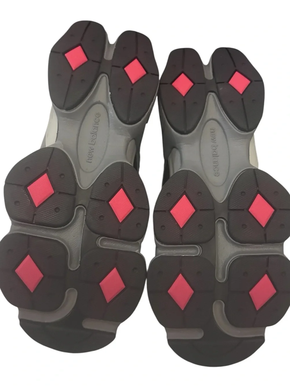 New Balance Black Gray Mesh Athletic Sneakers with Pink Tongue Accent